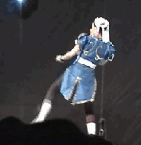 Street-Fighter-Cosplay-GIF.gif